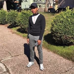 Meet your Posher, Christian